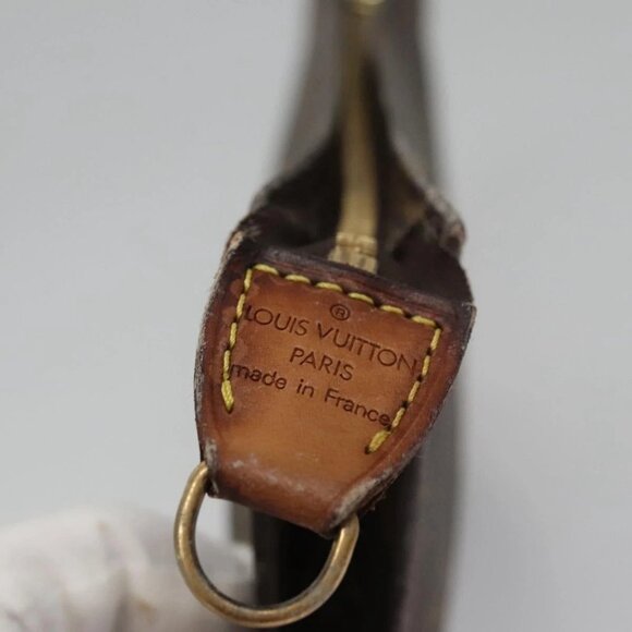LOUIS VUITTON Monogram Bucket GM Pouch Accessory Pouch LV Auth 111449 - Picture 11 of 16